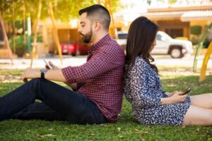 social media girl forum