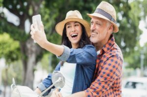 is amolatina a real dating site