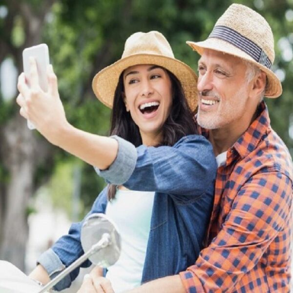 is amolatina a real dating site